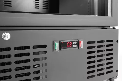 ADU-236956-4.jpg