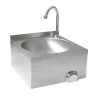 ADU-810316.jpg