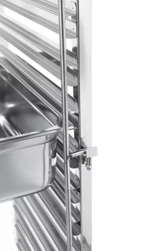ADU-810668-2.jpg