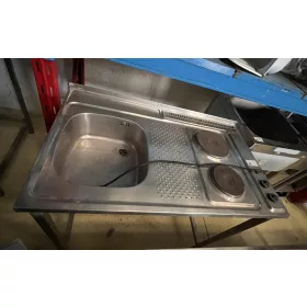 Mini konyha 2db elektromos főzőlappal + medencével