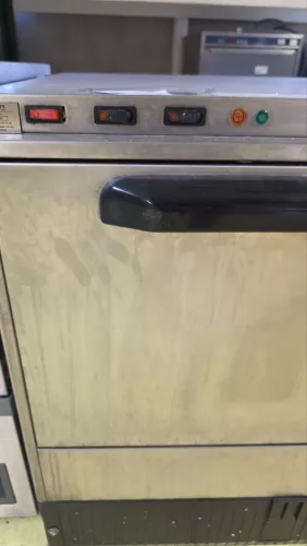 OMNIWASH SE40 ipari pohármosogató – 230 V, 3,15 kW - 40x40 cm