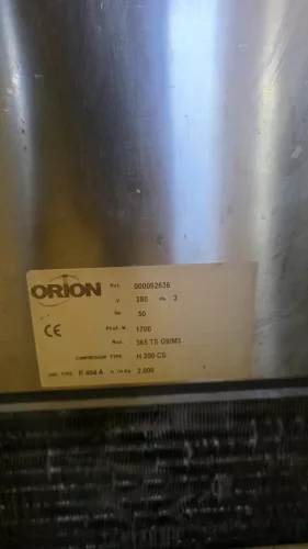 Orion 365 TS G9/M3 – 2,65 m-es süteményes hűtővitrin és fagylalt fagylaltpult