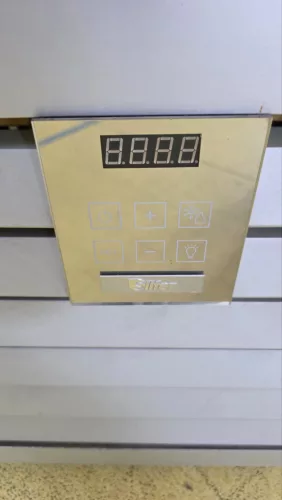 Silfer NGL 450 S panoráma fagyasztó bemutatóvitrin – 427 liter - Statikus - Bemutató darab!