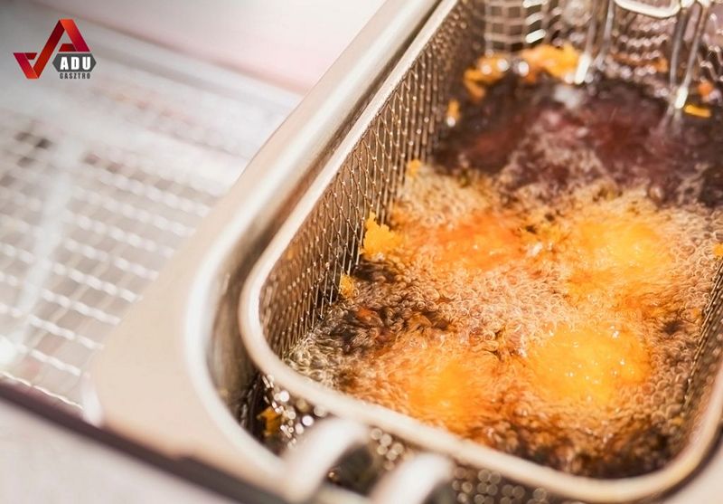 Ipari olajsütő – Minden, amit tudnod érdemes erről a nélkülözhetetlen konyhai gépről